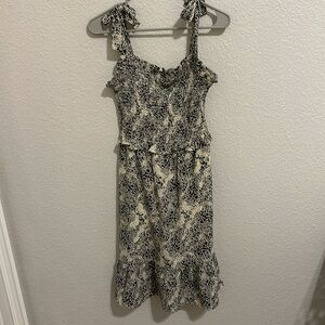 Printed smock top dress. One Clothing. Size Small.